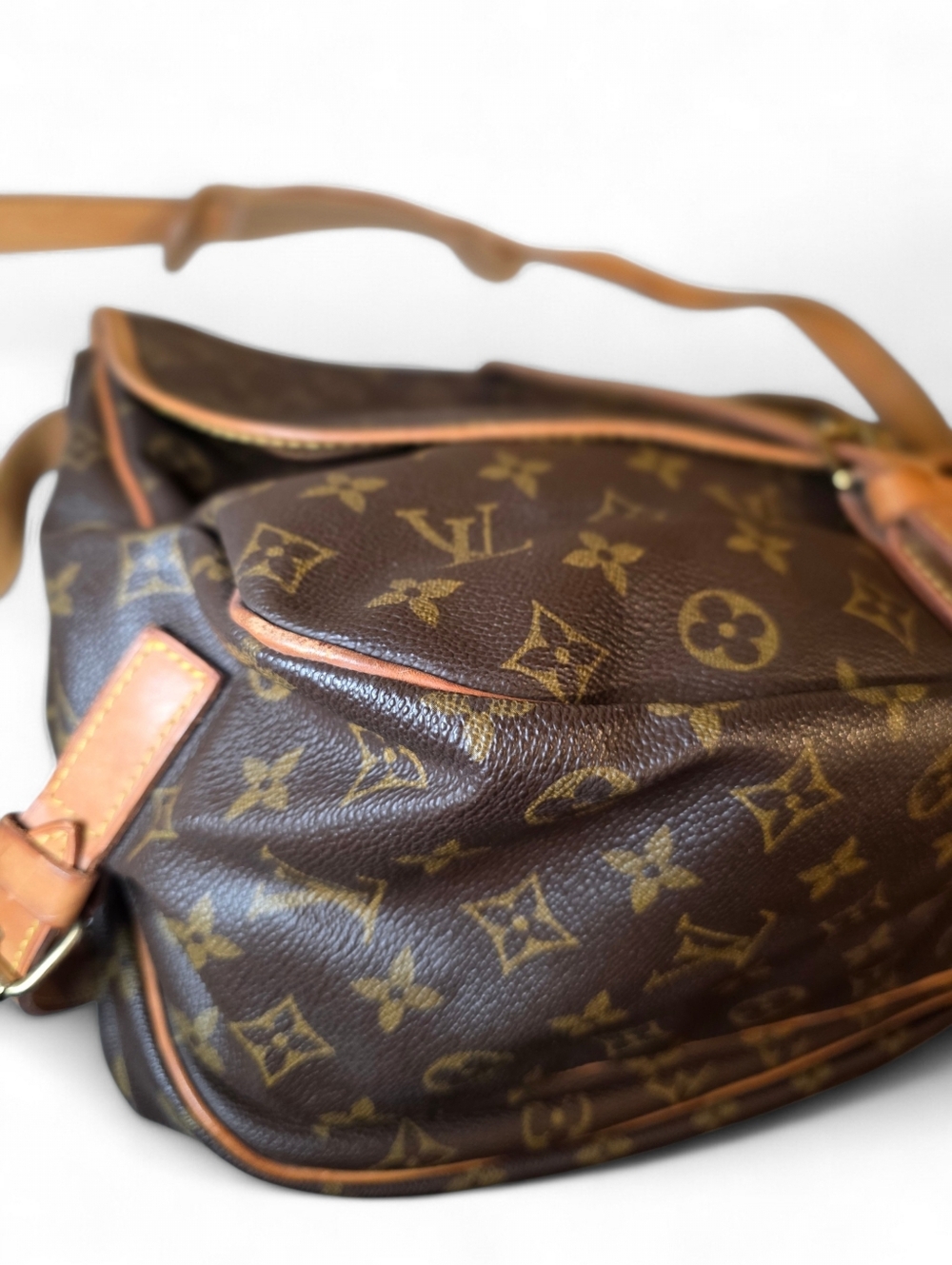 Louis Vuitton Saumur 35 Crossbody Bag Brown Monogram PVC Canvas Messenger Bag - Picture 6 of 12